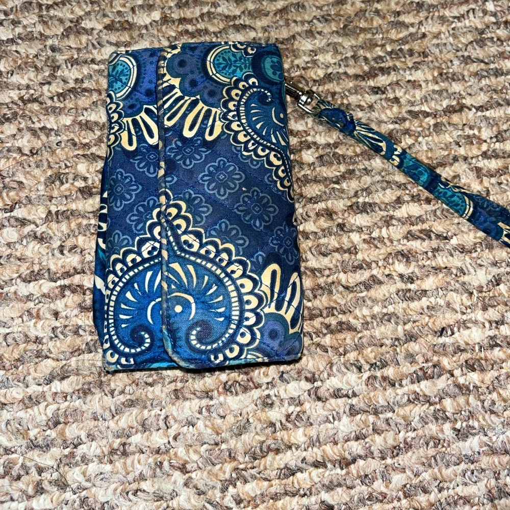 Vera Bradley Wristlet Seasonal Design